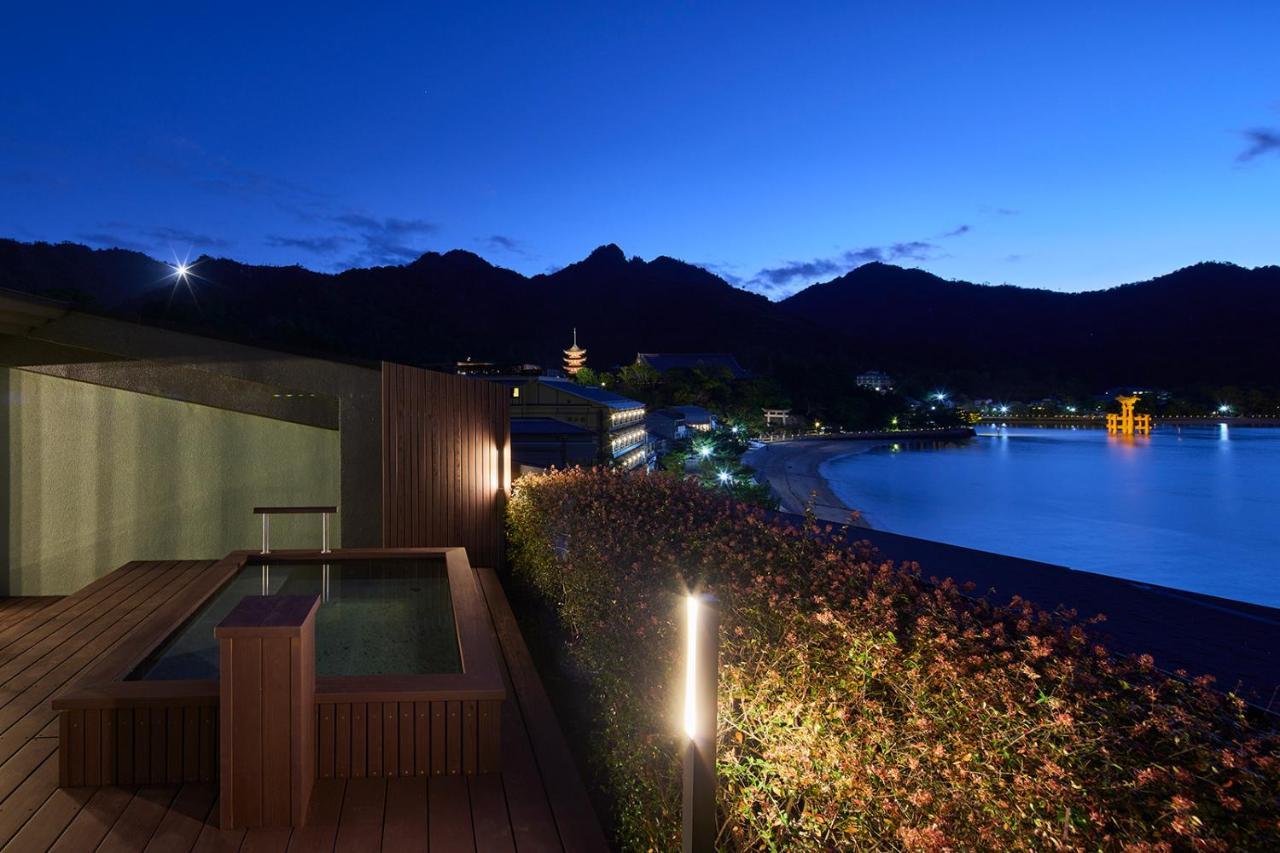 Hotel Itsukushima Iroha Hatsukaichi Zewnętrze zdjęcie
