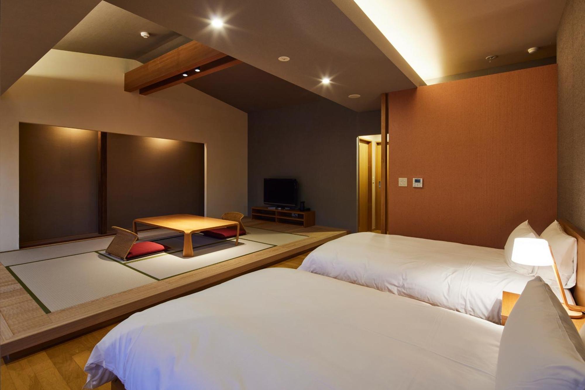 Hotel Itsukushima Iroha Hatsukaichi Zewnętrze zdjęcie