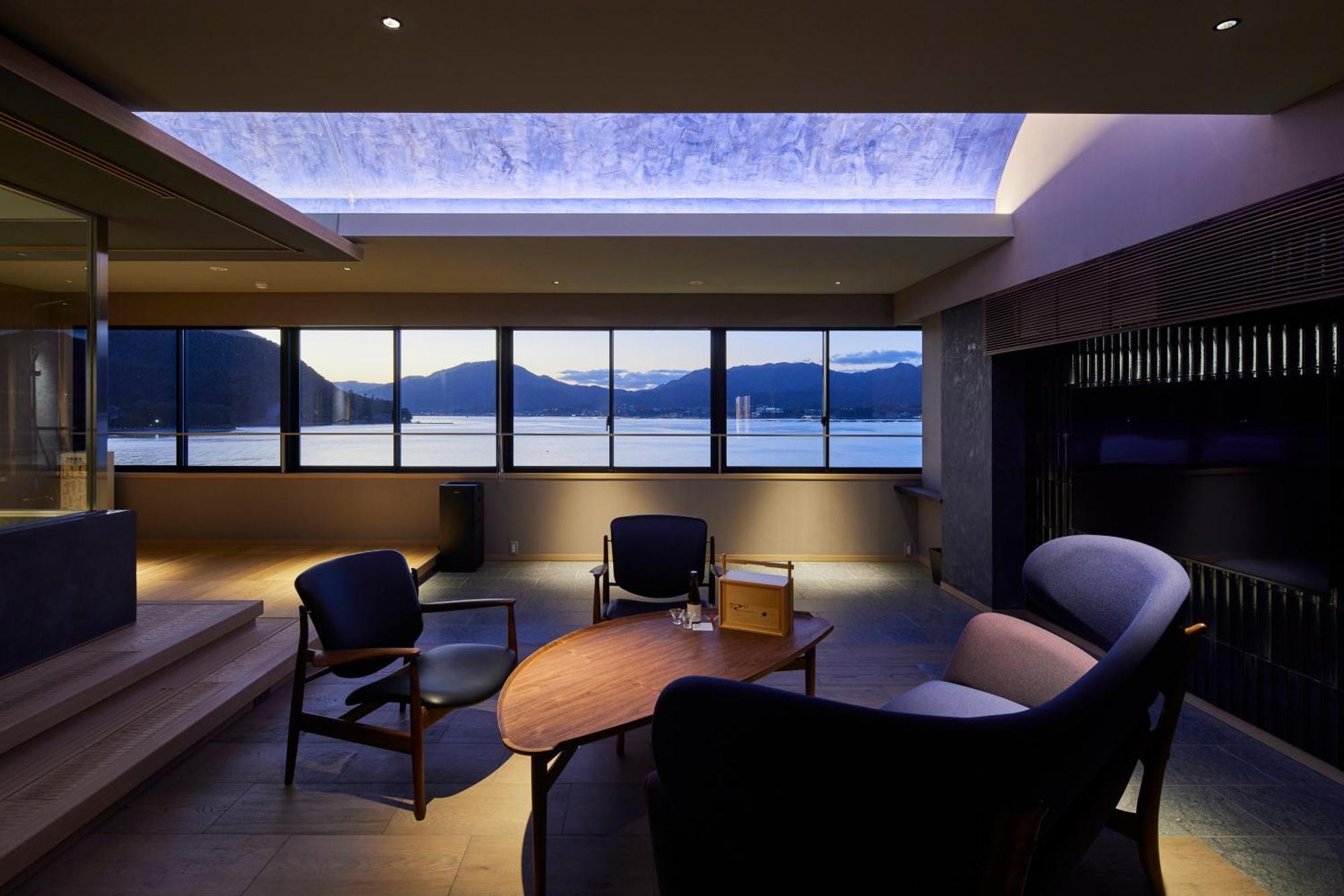 Hotel Itsukushima Iroha Hatsukaichi Zewnętrze zdjęcie